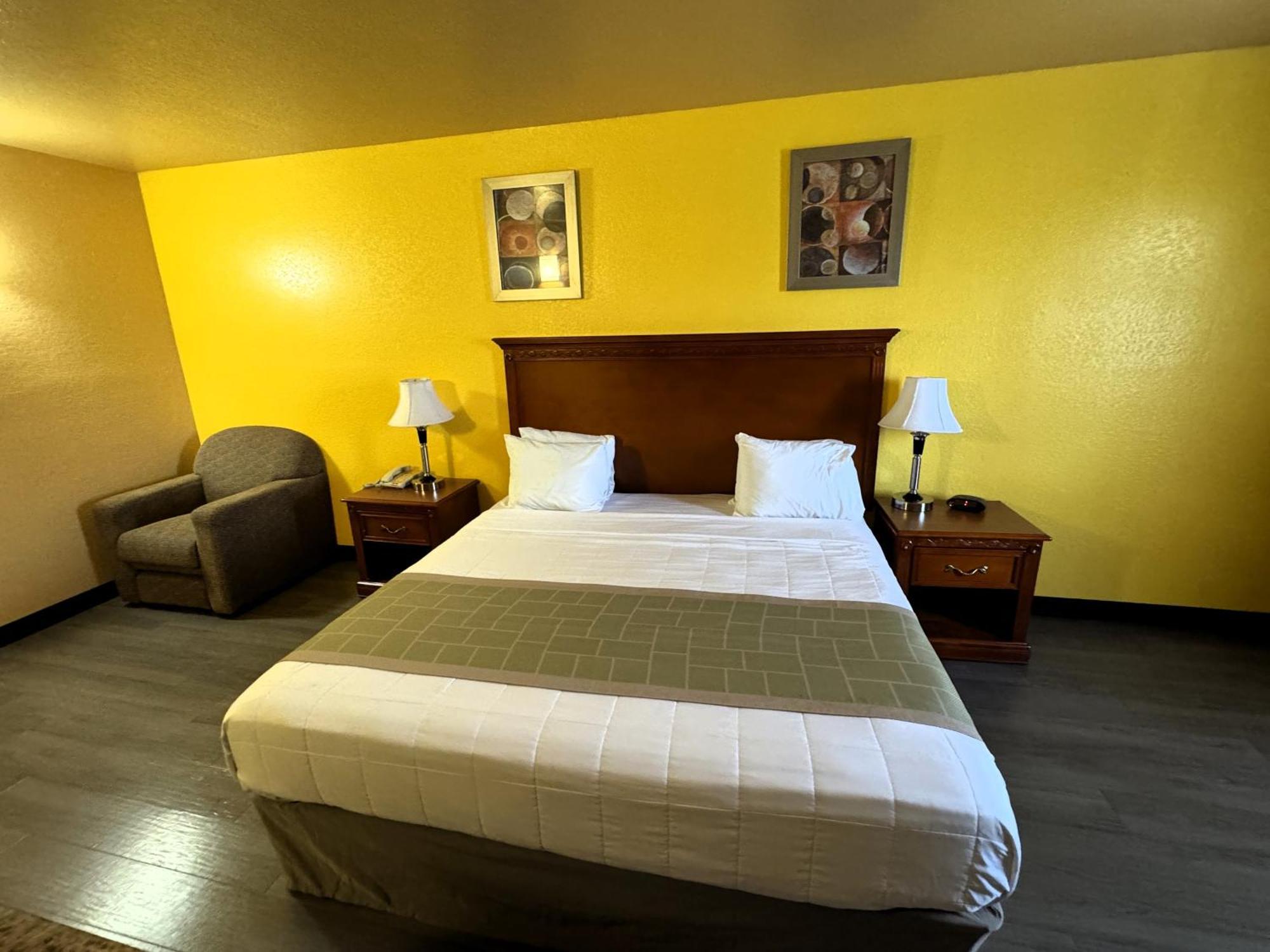 Quality Inn & Suites Mcalester On Hwy 69 & Us 75 Dış mekan fotoğraf