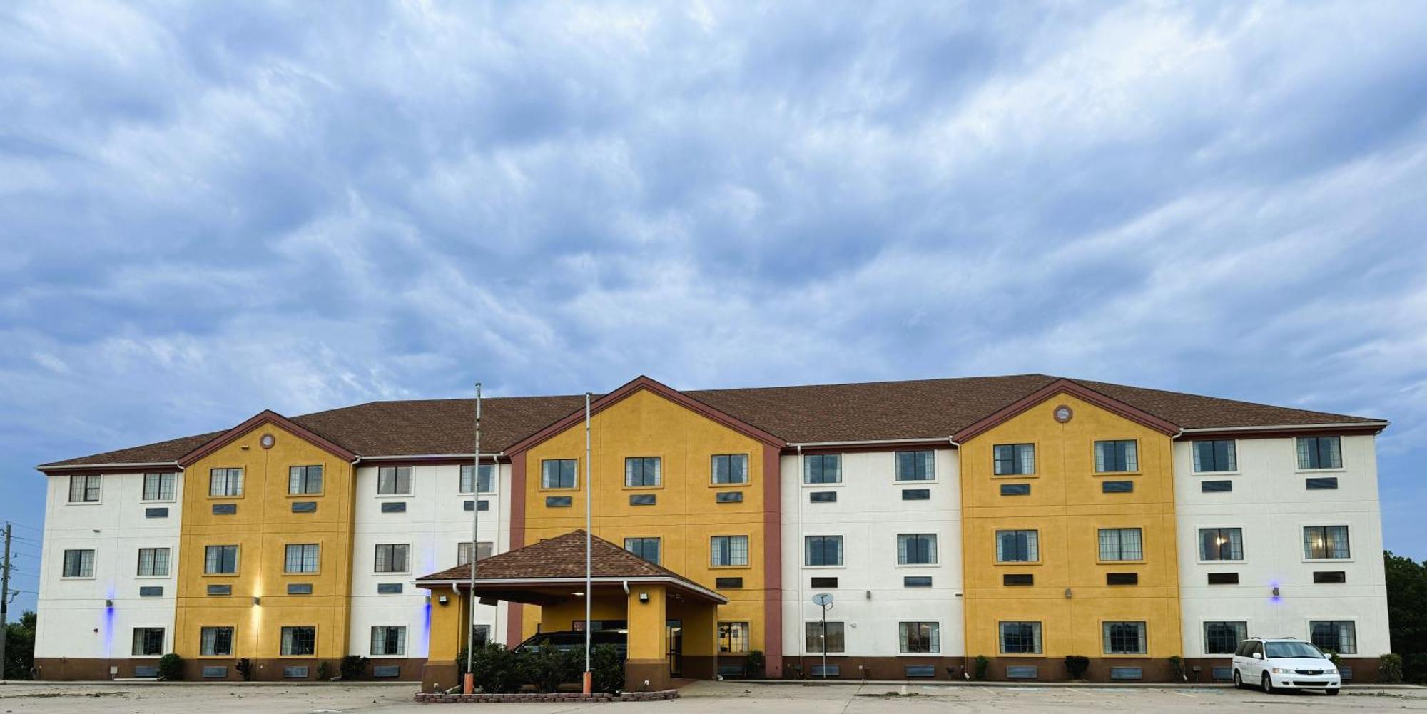 Quality Inn & Suites Mcalester On Hwy 69 & Us 75 Dış mekan fotoğraf